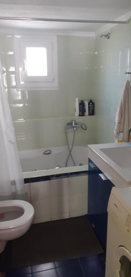 Apartment Cozy Penthouse Next To Metro Station Thessaloniki