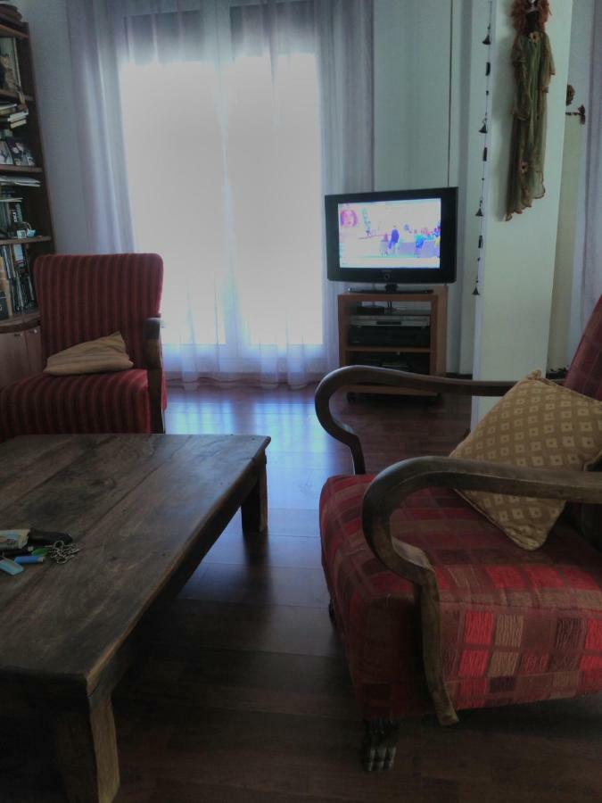 Cozy Penthouse Next To Metro Station Apartment Thessaloniki